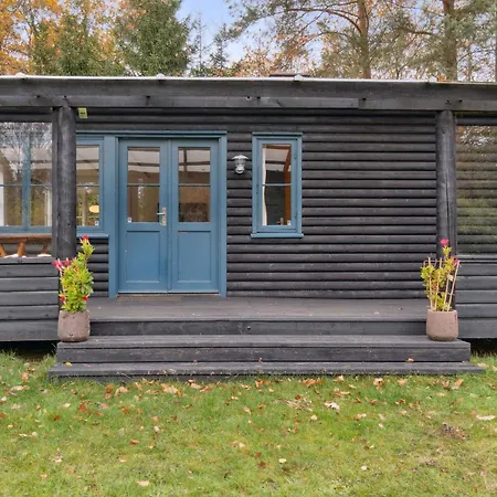 Cozy Summer House Near The And Nature *